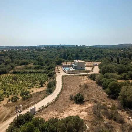 Kefalonia Stone - Petros Kefalonica * Трапезаки