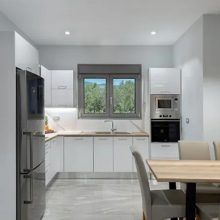 Villa Kefalonia Stone - Petros Kefalonica *