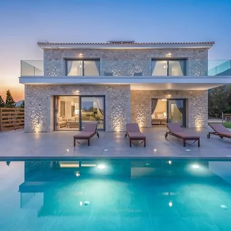 Kefalonia Stone - Petros Kefalonica Trapezaki (Kefalonia)