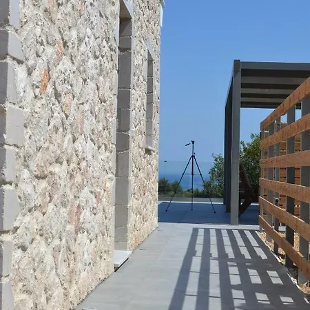 Vila Kefalonia Stone - Petros Kefalonica Trapezaki (Kefalonia)