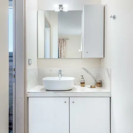 Kefalonia Stone - Petros Kefalonica